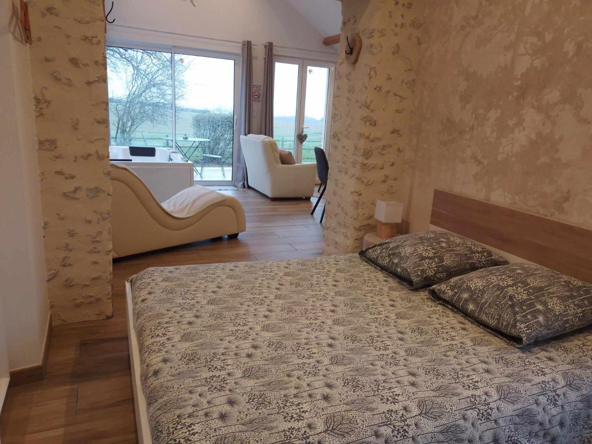 Gites & Spa Du Bien-Etre - Spa Privatif Courgains ภายนอก รูปภาพ